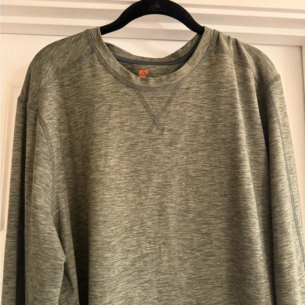 Seattle Seahawks Navy Polo Shirt size XL and Green long sleeve Rugged - Picture 8 of 11